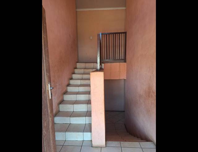 0 BEDROOM HOUSE FOR SALE IN CLAYVILLE EAST